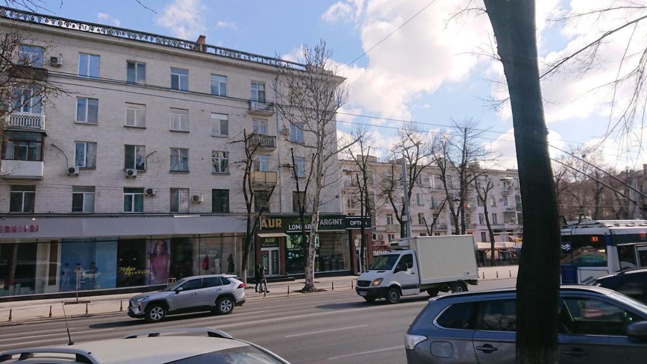 Stefan Cel Mare 64 Apartment Chisinau Ngoại thất bức ảnh