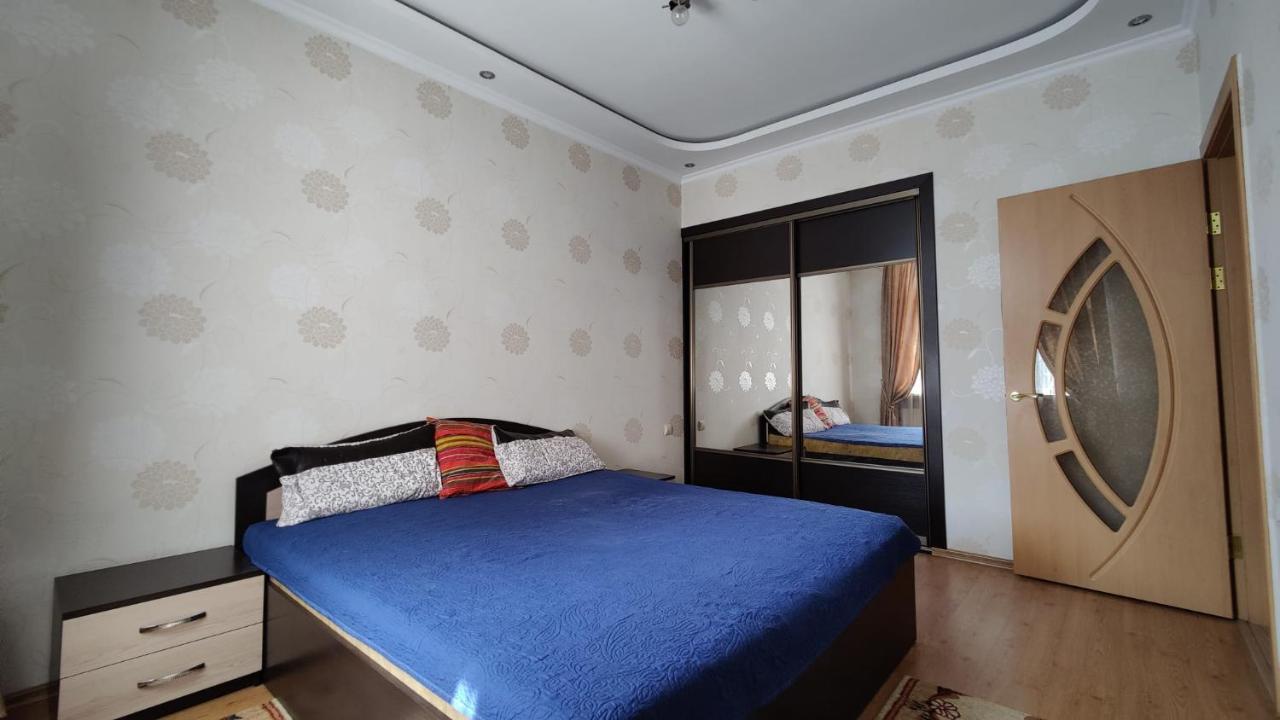 Stefan Cel Mare 64 Apartment Chisinau Ngoại thất bức ảnh