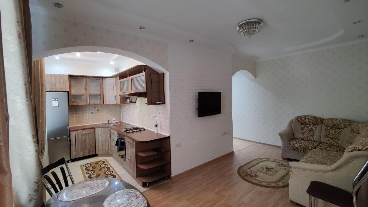 Stefan Cel Mare 64 Apartment Chisinau Ngoại thất bức ảnh