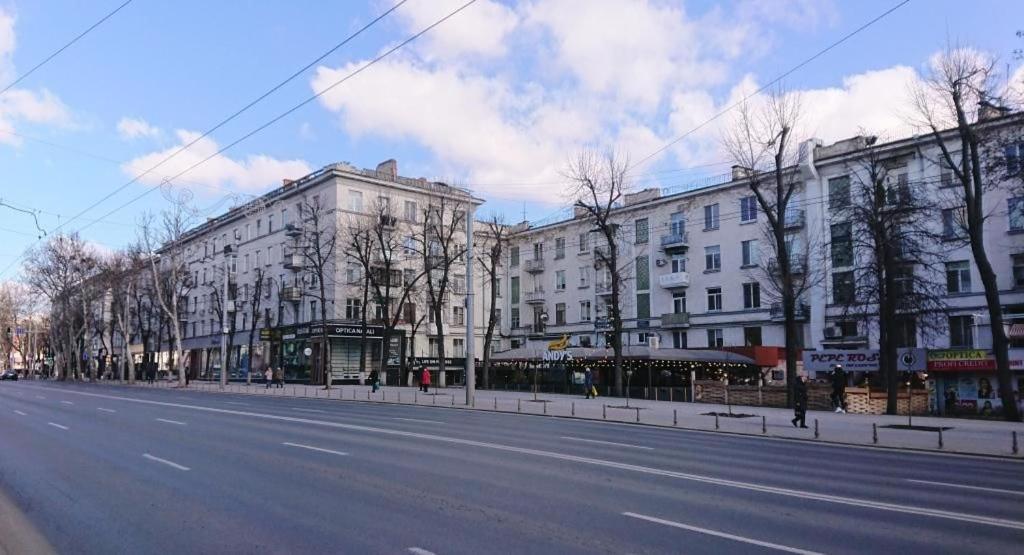 Stefan Cel Mare 64 Apartment Chisinau Ngoại thất bức ảnh
